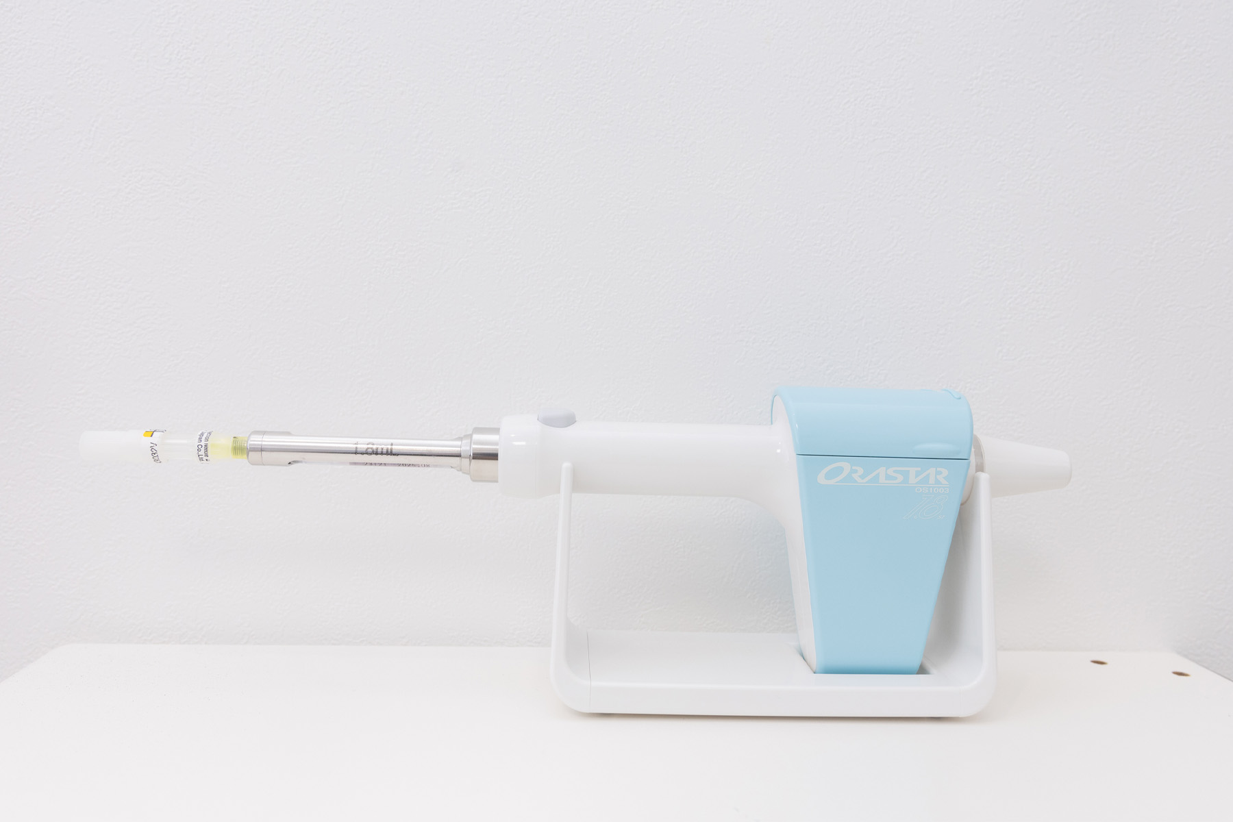 麻酔時の痛みを軽減するための電動注射器